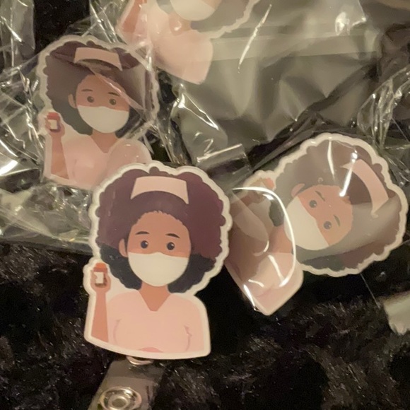 NURSE scrublife reel acrylic
nurse badge working ID card holder essential - Picture 4 of 6